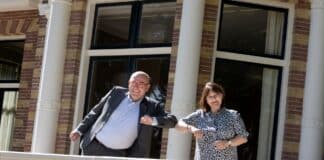 Rieks van den Berg NVM (l) en Marlo Reeders NMo (r)