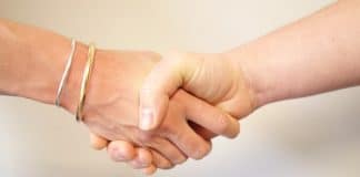 Reguleren is niet nodig. Afspraken maken wel!