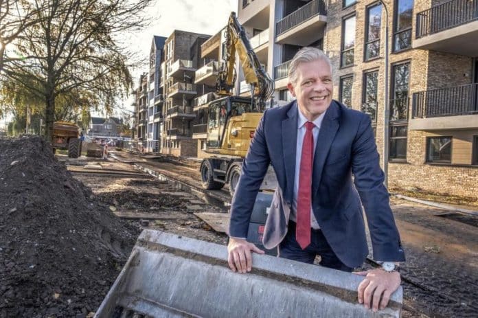 D0034187L0018728P001_1web Chris van Zantwijk