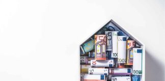 Prijzen vlakken af, lichte daling in december bestaande koopwoningen