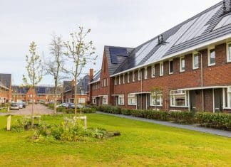 De helft van de woningzoekenden wil een eengezinswoning en vaak zijn zoekenden bereid meer te betalen dan beleidsmakers aannemen, blijkt uit onderzoek van onder meer Neprom. - Foto: Canva/Hilda Weges